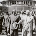 1960 - Nicolae Ceauşescu lângă Gheorghe Gheorghiu Dej la primirea liderului sovietic Nikita Hruşciov la Bucureşti Fototeca online a comunismului românesc