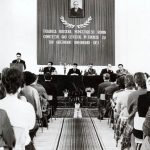 1965 - Nicolae Ceauşescu la tribună sub portretul lui Gheorghe Gheorghiu Dej Fototeca online a comunismului românesc