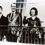 1970 - Nicolae Ceauşescu în balconul Casei Albe alături de Richard Nixon Fototeca online a comunismului românesc